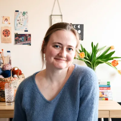 Headshot of author Hannah Brohm