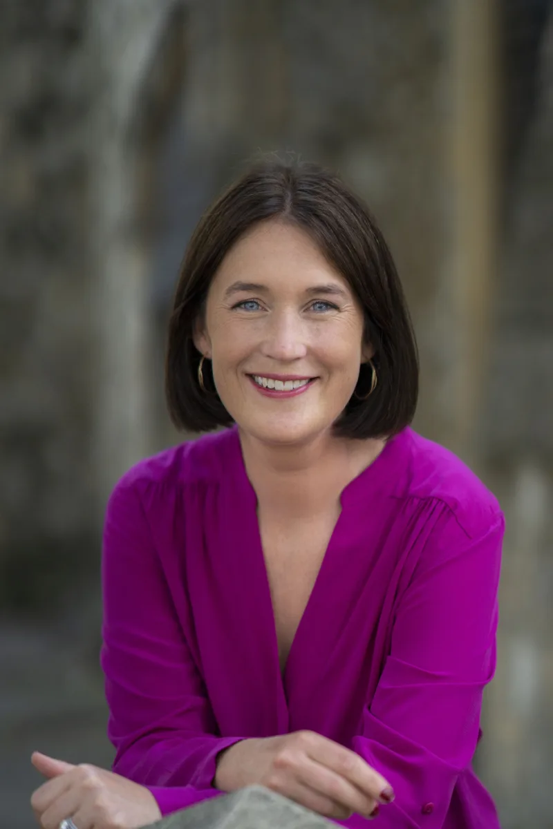 Headshot of author Freya Sampson