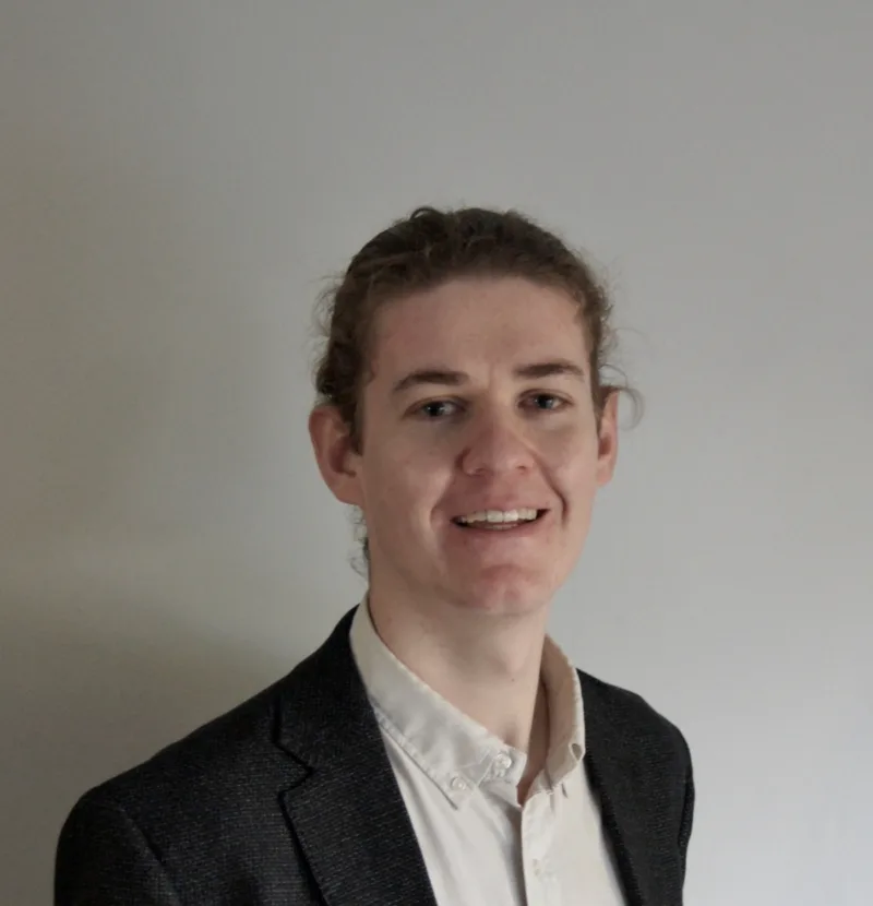 Headshot of author George Gillett