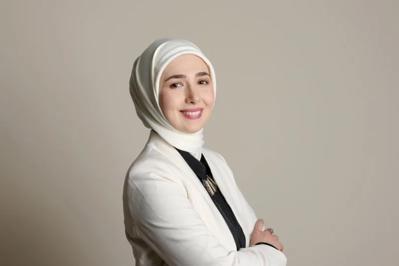 Headshot of author Zahara Breckin