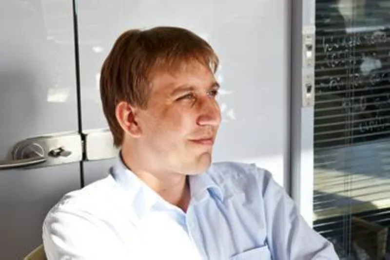Headshot of author Chris Lintott