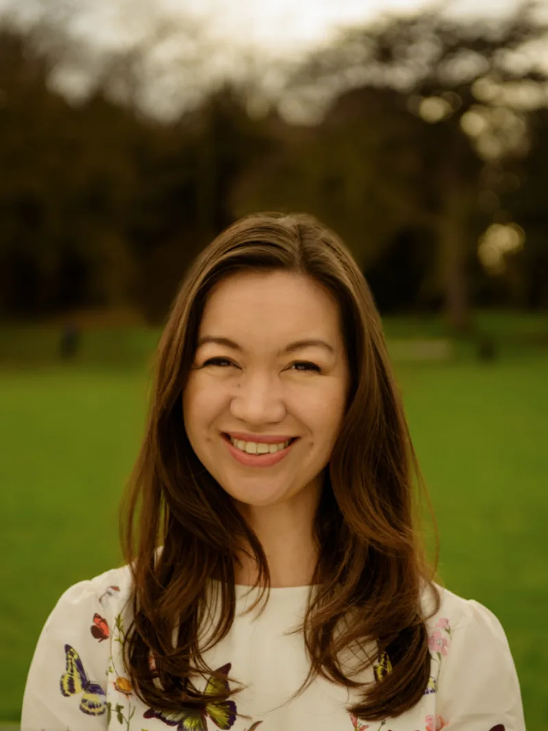 Headshot of author Genevieve von Lob