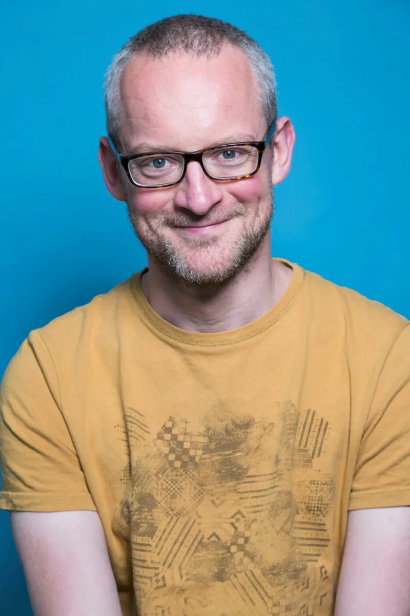 Headshot of author Tom Chivers