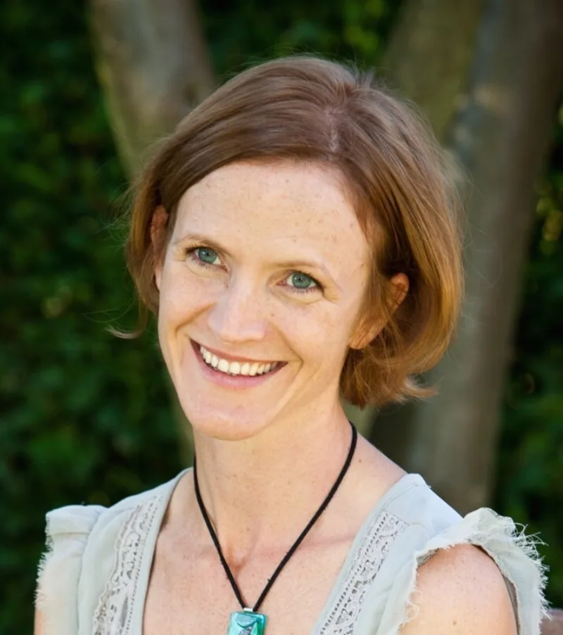 Headshot of author Dr Seirian Sumner