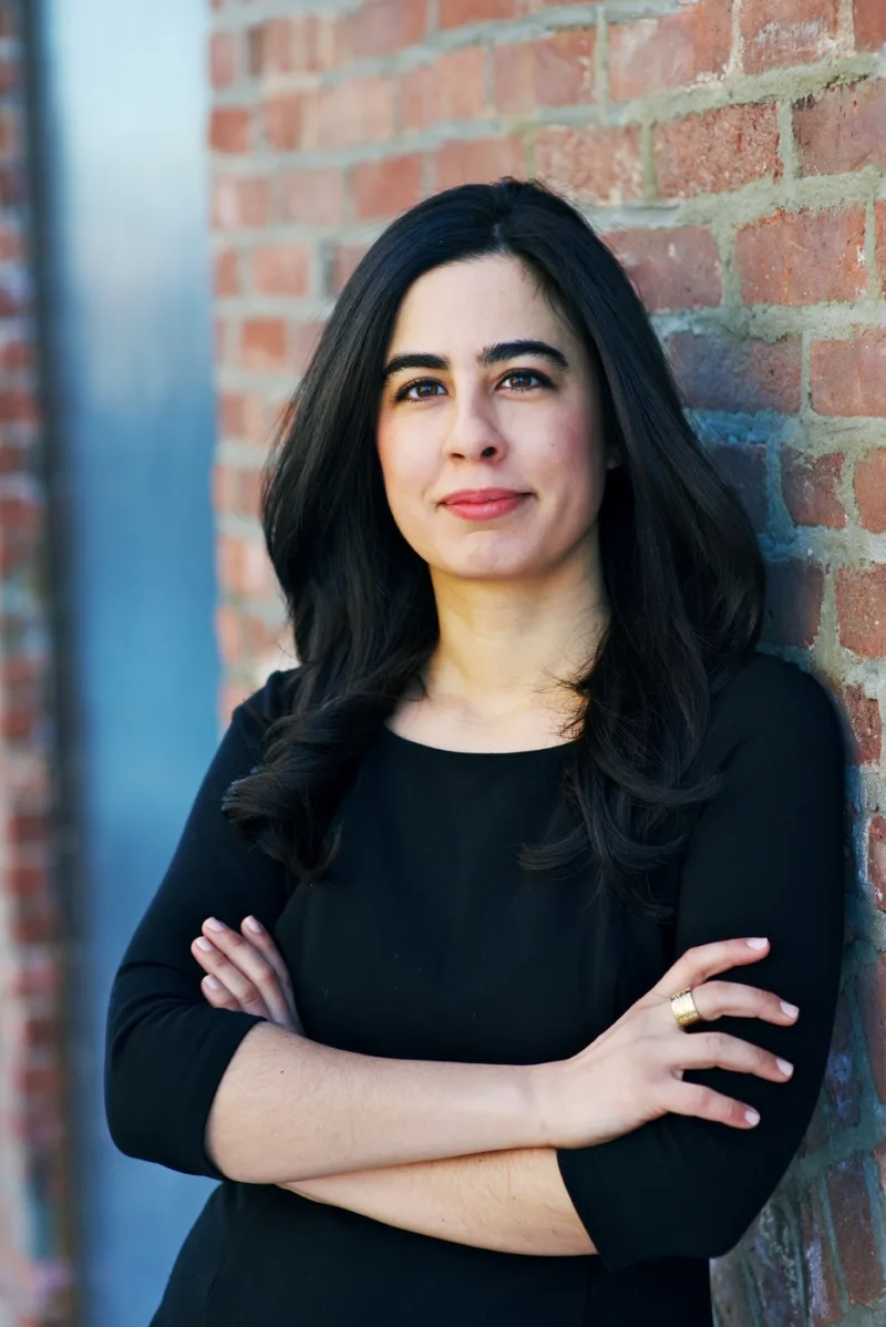 Headshot of author Roxanne Khamsi